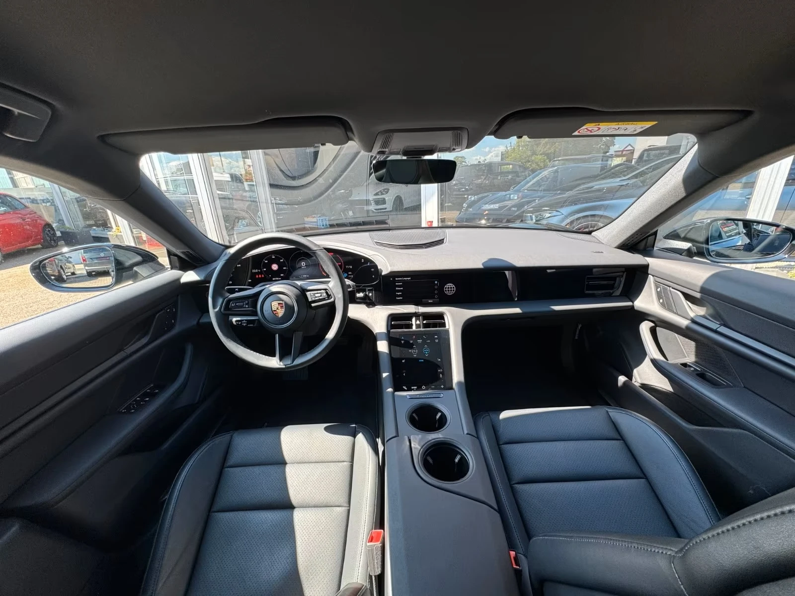 Porsche Taycan 4S  - изображение 6