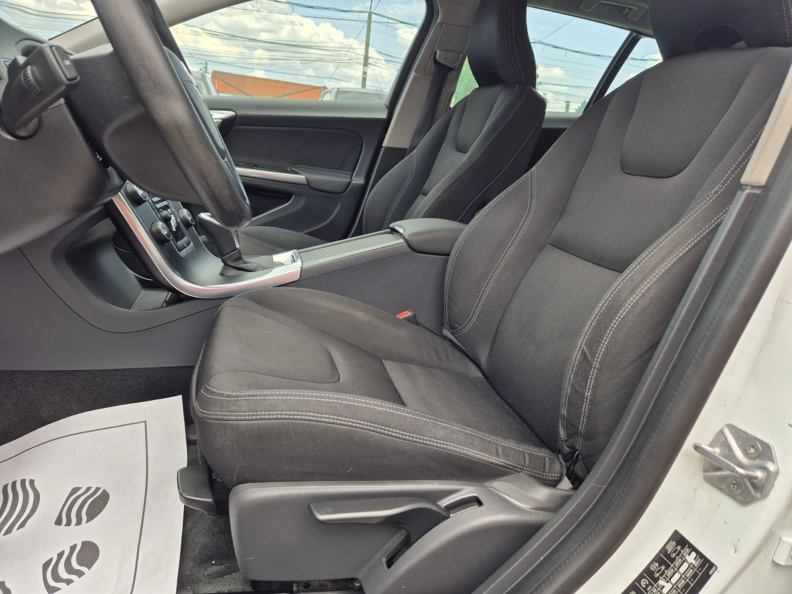 Volvo V60 1.6D-AUTOMATIC-FACE LIFT - изображение 7