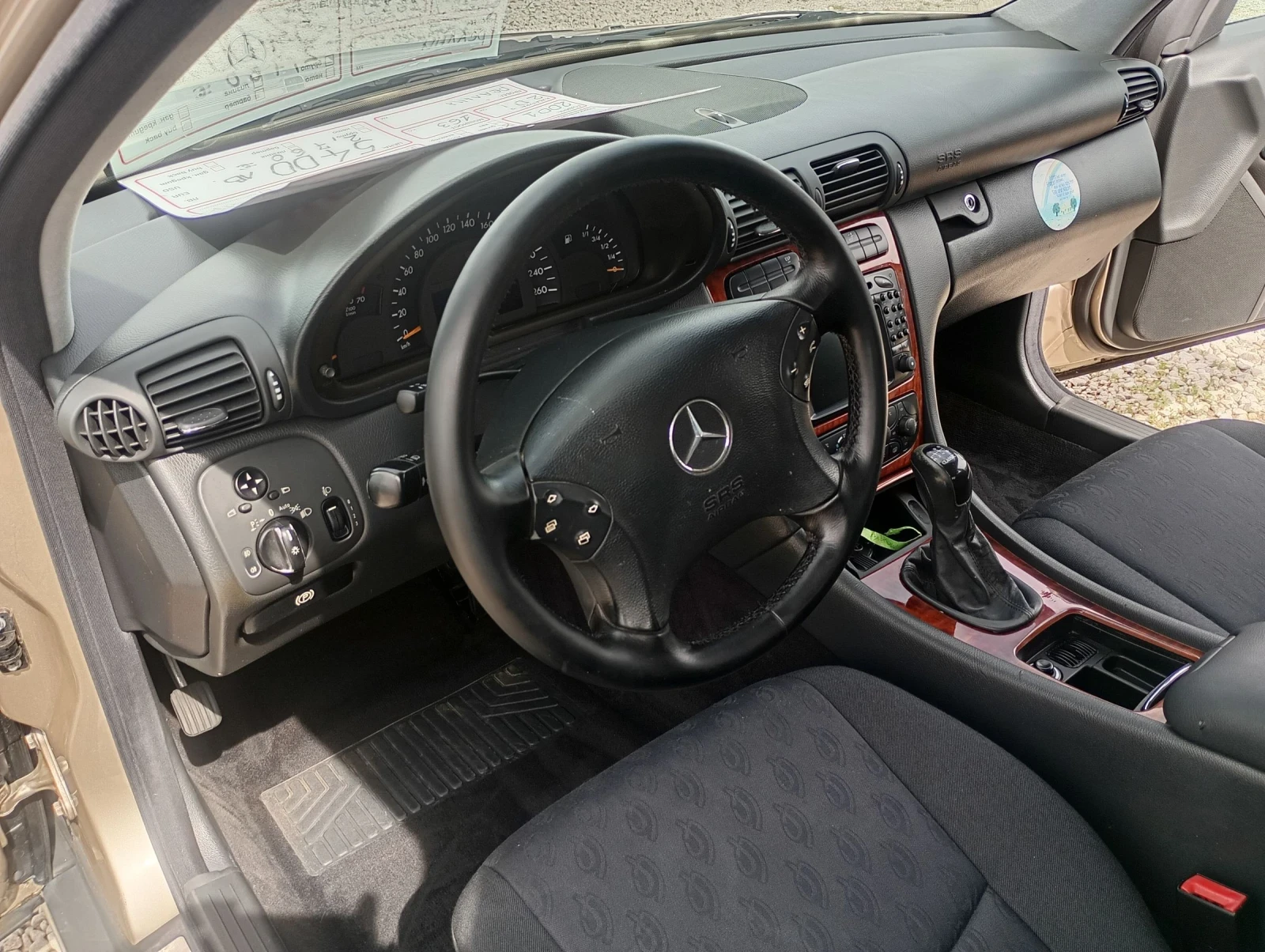 Mercedes-Benz C 200 2.0 i.Топ състояние - изображение 8