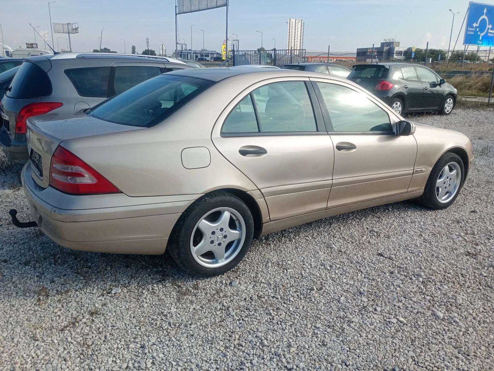 Mercedes-Benz C 200 2.0 i.Топ състояние - изображение 5