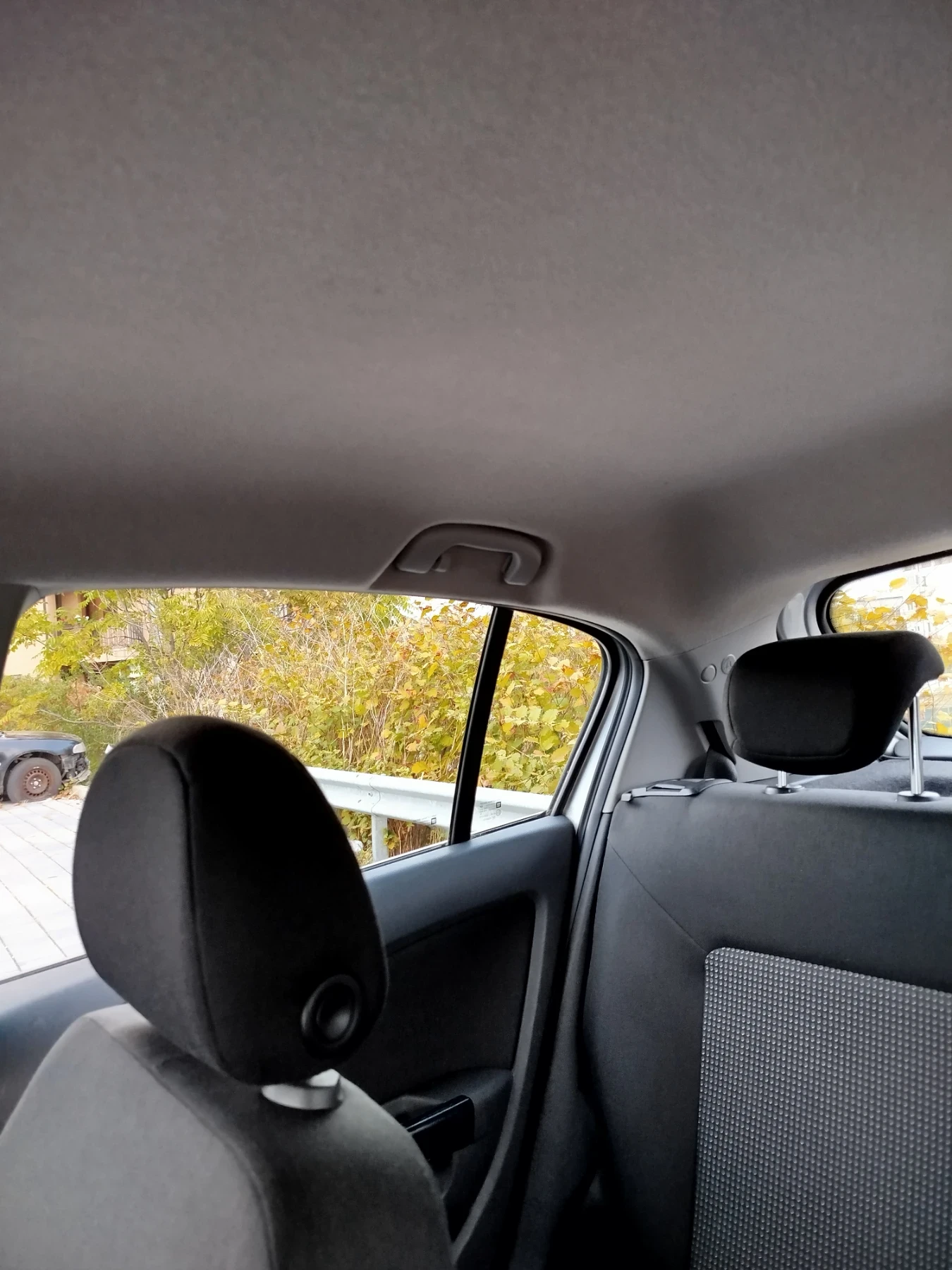 Opel Corsa 1.2 - изображение 8