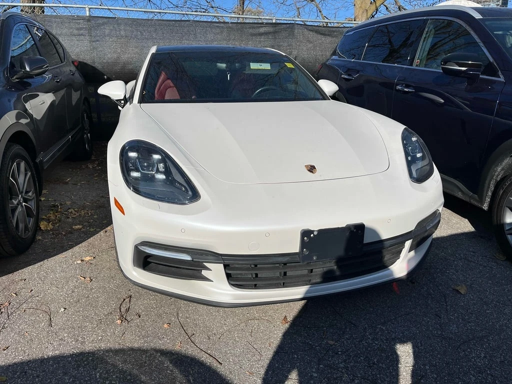 Porsche Panamera 4 2018 Hybrid * CARFAX * БЕЗ ПЪРВОНАЧАЛНА ВНОСКА - изображение 2