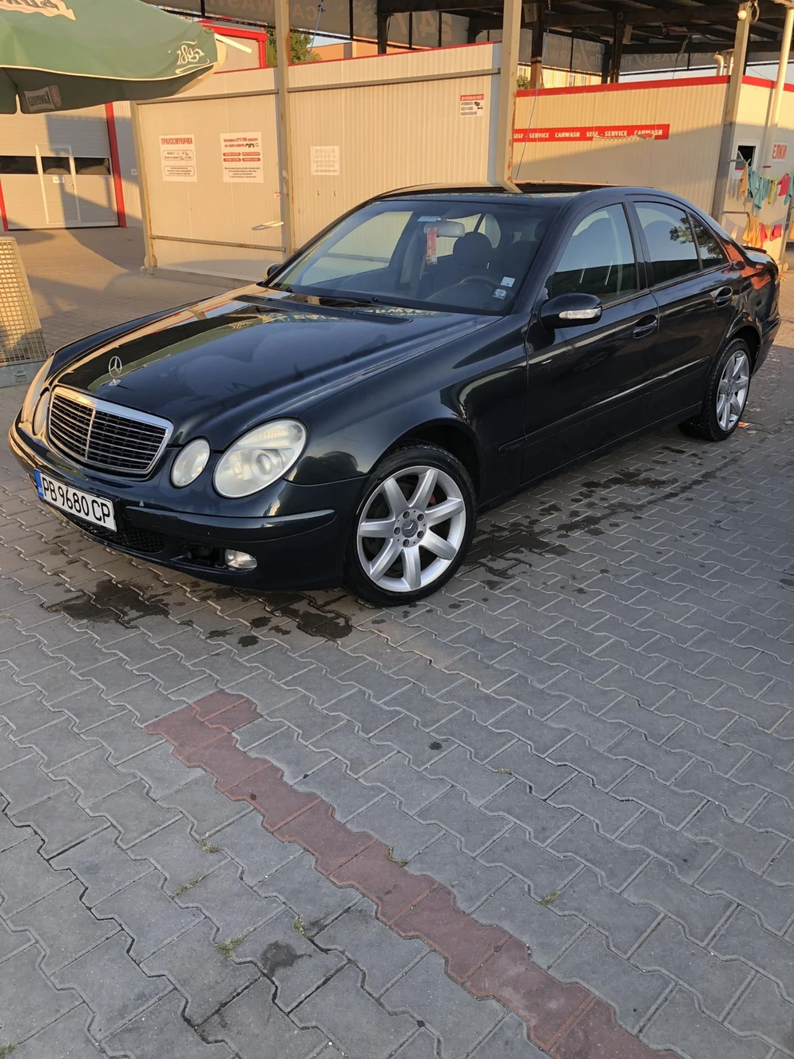 Mercedes-Benz E 220  - изображение 4