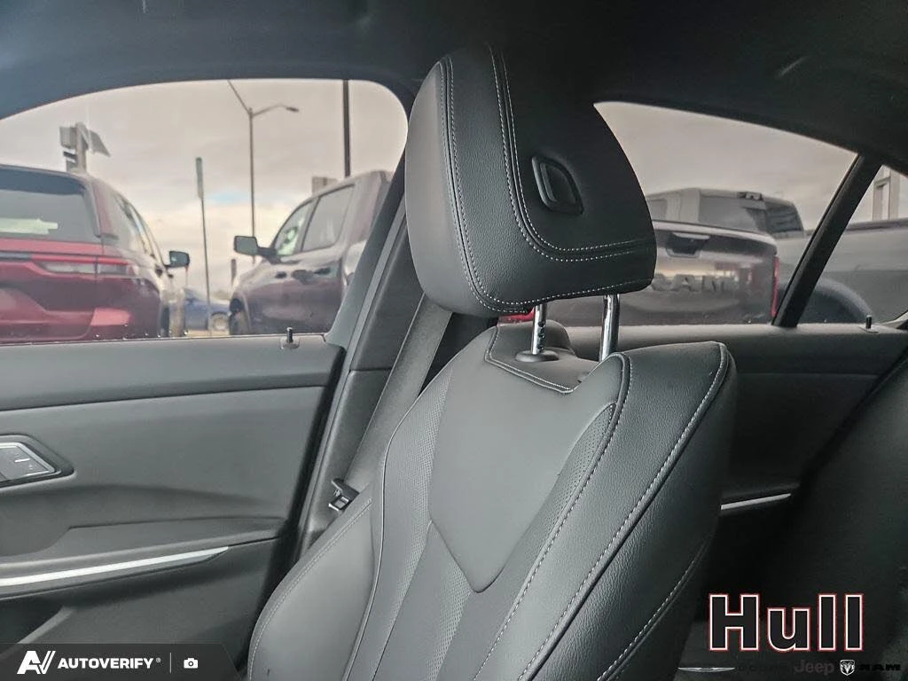 BMW 330 3 Series 330i xDrive AWD * ����������� (���� �� �� | Mobile.bg � ����������� 16