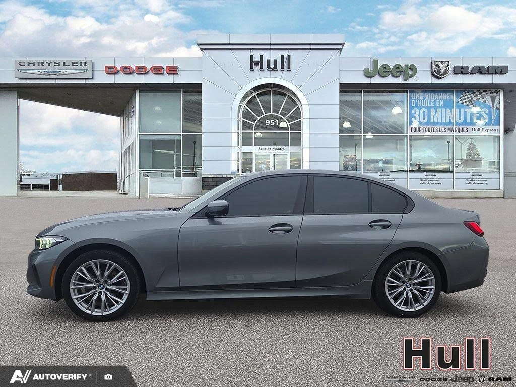 BMW 330 3 Series 330i xDrive AWD * АвтокКредит (ЦЕНА ДО БГ - изображение 3