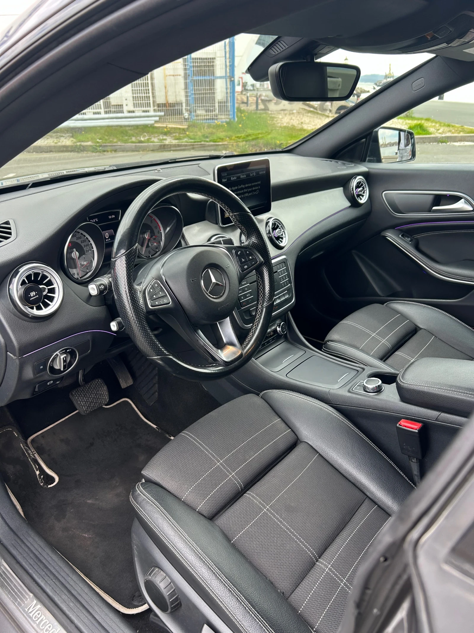 Mercedes-Benz CLA 220, снимка 12 - Автомобили и джипове - 54246141