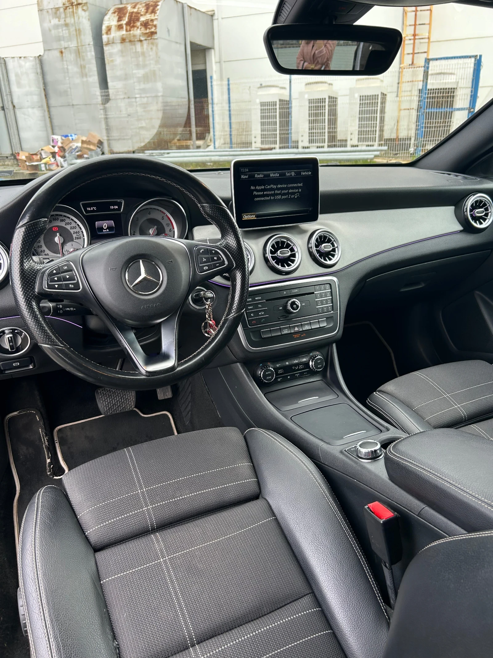 Mercedes-Benz CLA 220, снимка 14 - Автомобили и джипове - 54246141