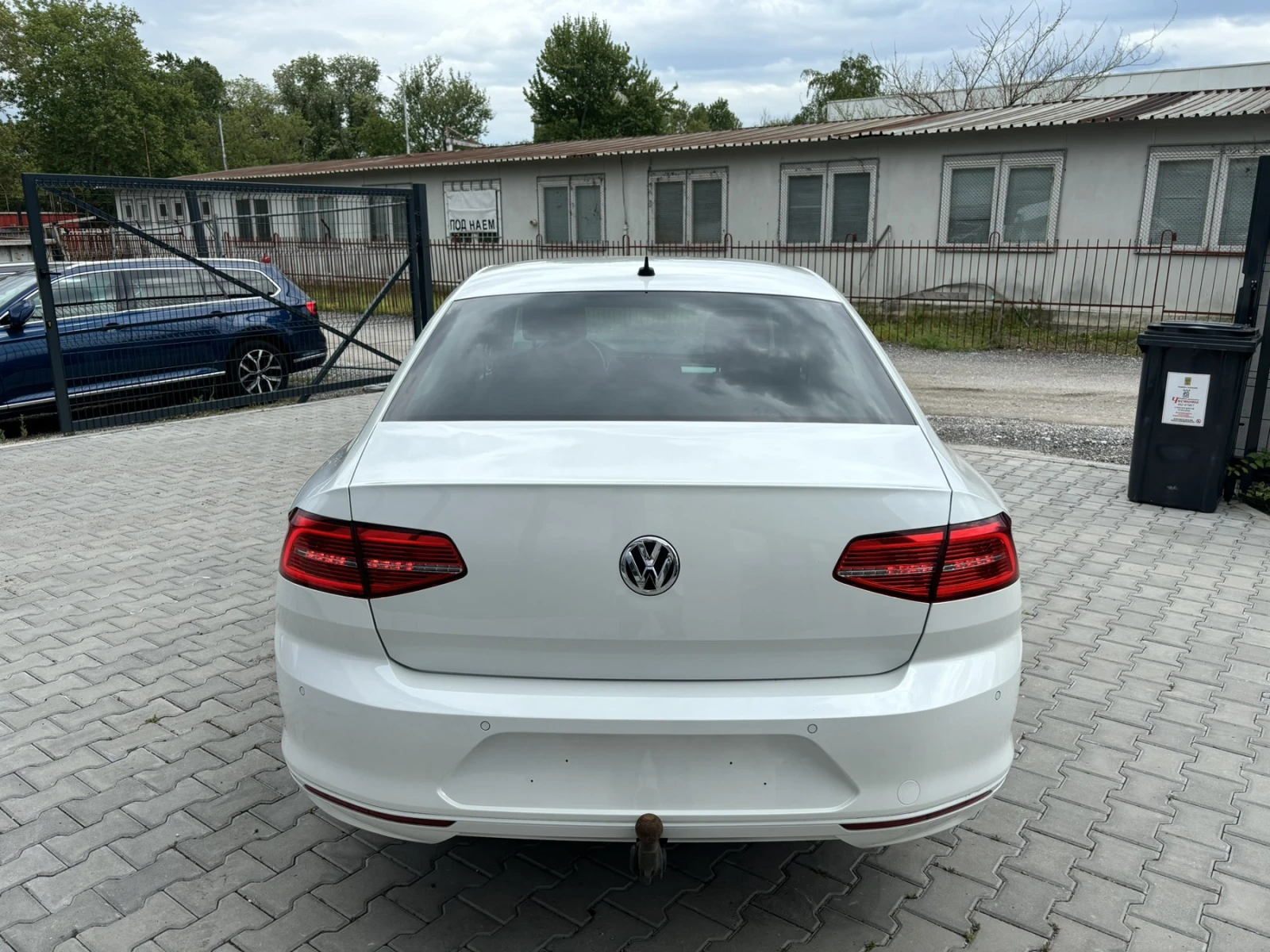 VW Passat Highline2.0TDI, снимка 5 - Автомобили и джипове - 54485787
