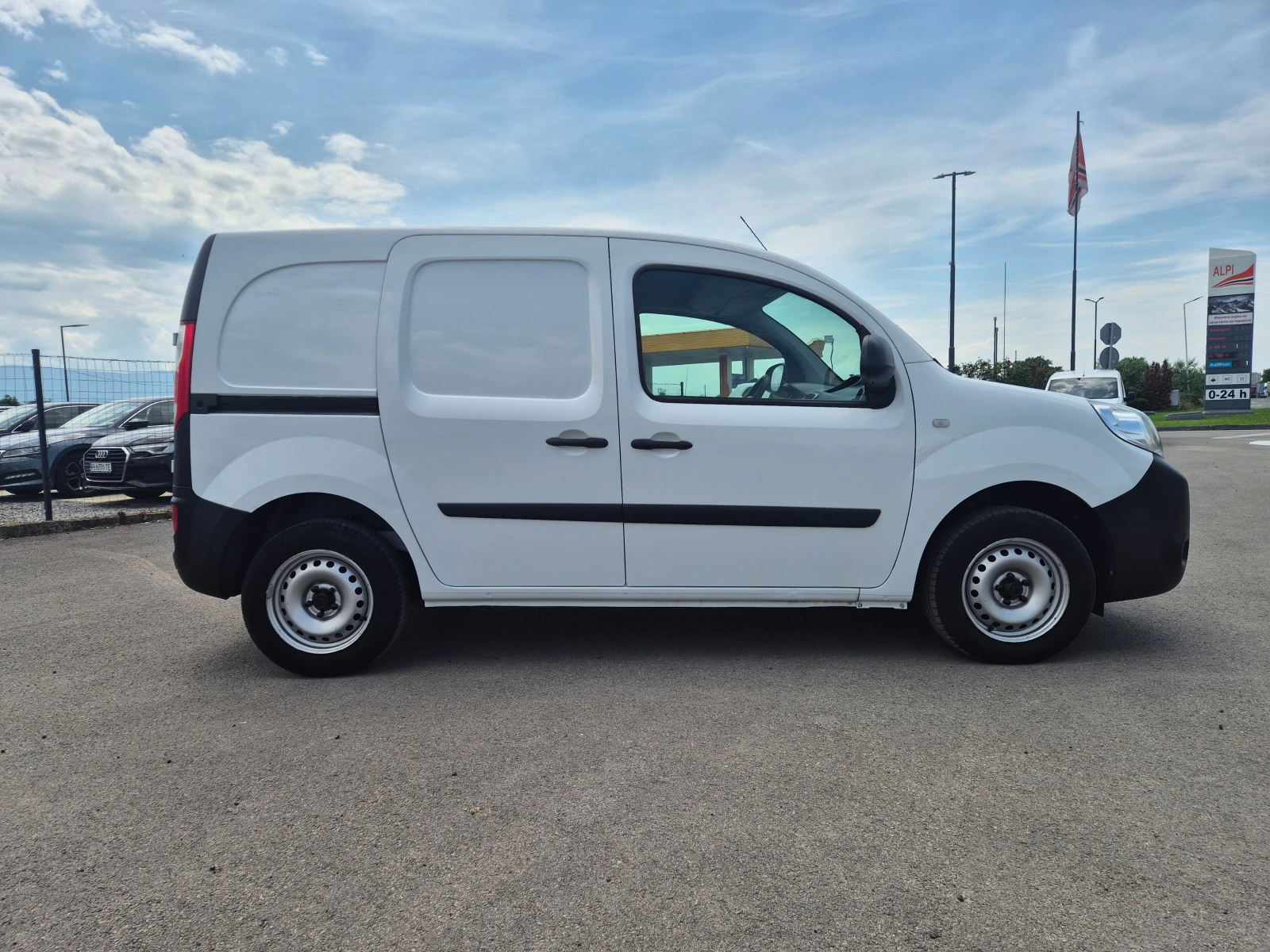 Renault Kangoo N1-M/T 1.5 DCI, снимка 6 - Автомобили и джипове - 54764385