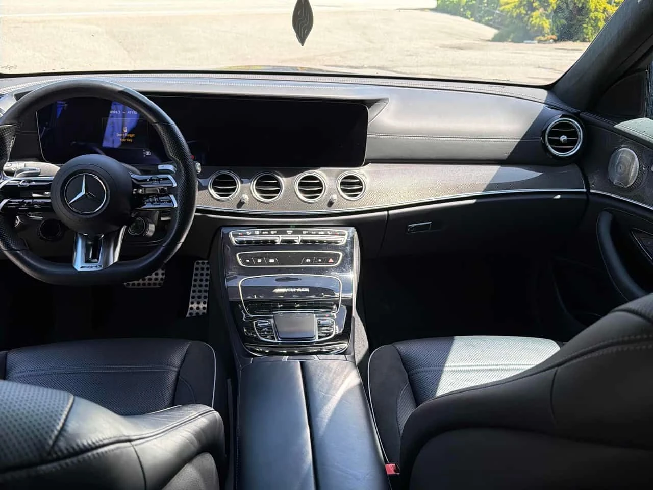Mercedes-Benz E 63 AMG S * CARFAX * Без инциденти * , снимка 7 - Автомобили и джипове - 54854893