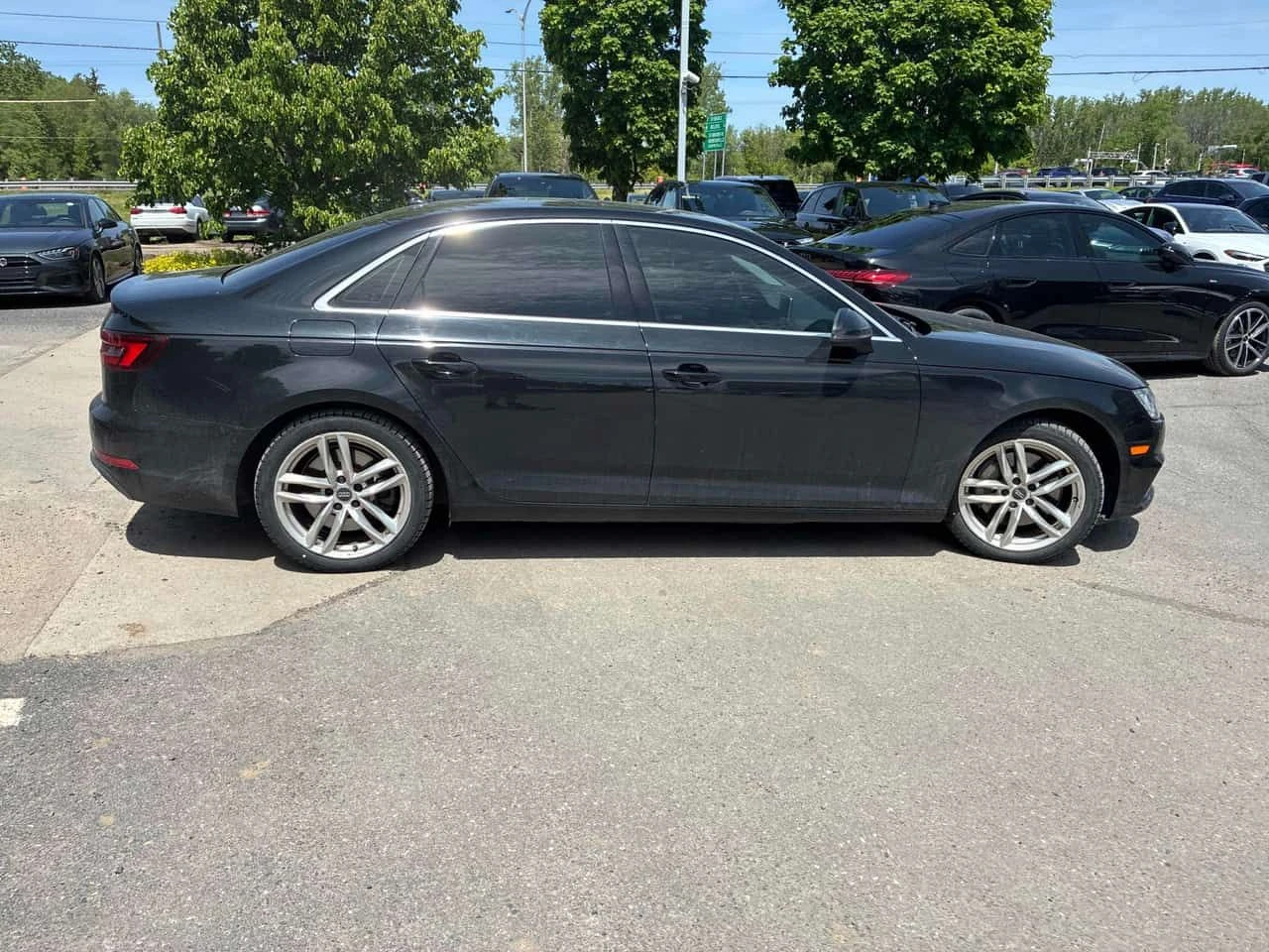 Audi A4 * Technik * CARFAX * ЦЕНА ДО БГ, снимка 3 - Автомобили и джипове - 54869376
