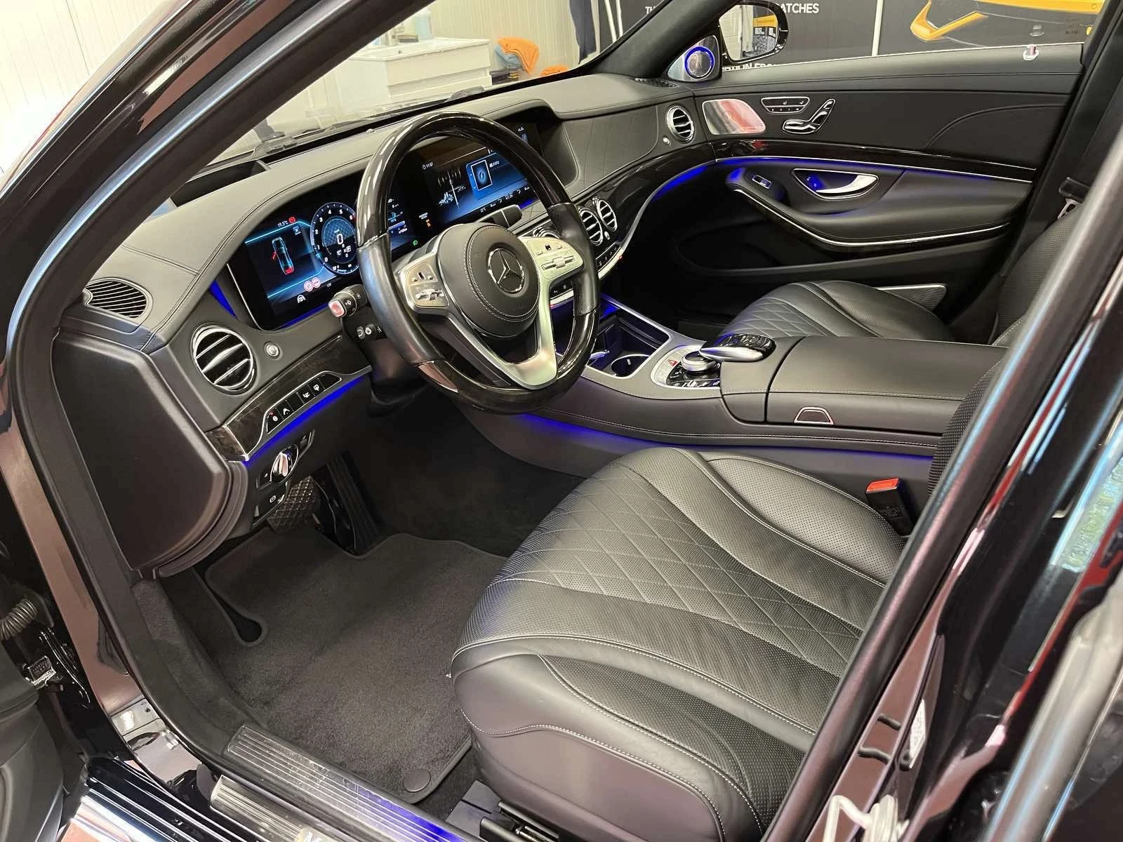 Mercedes-Benz S 560 AMG 4 Matic, снимка 7 - Автомобили и джипове - 54959887
