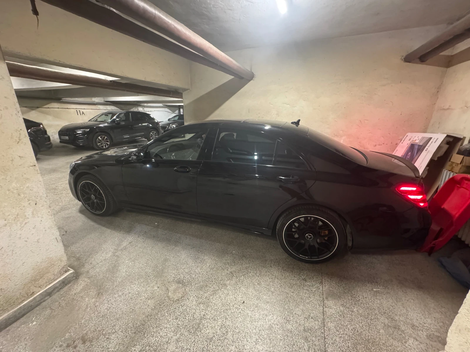 Mercedes-Benz S 560 AMG 4 Matic, снимка 3 - Автомобили и джипове - 54959887