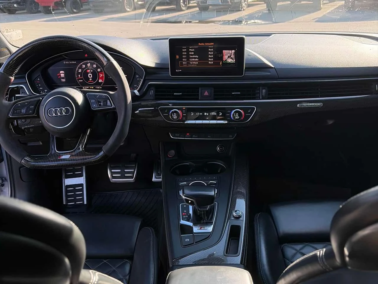 Audi S4 Technik / 360 / МАСАЖИ / B&O / ГУМИ С ДЖАНТИ , снимка 9 - Автомобили и джипове - 55671006