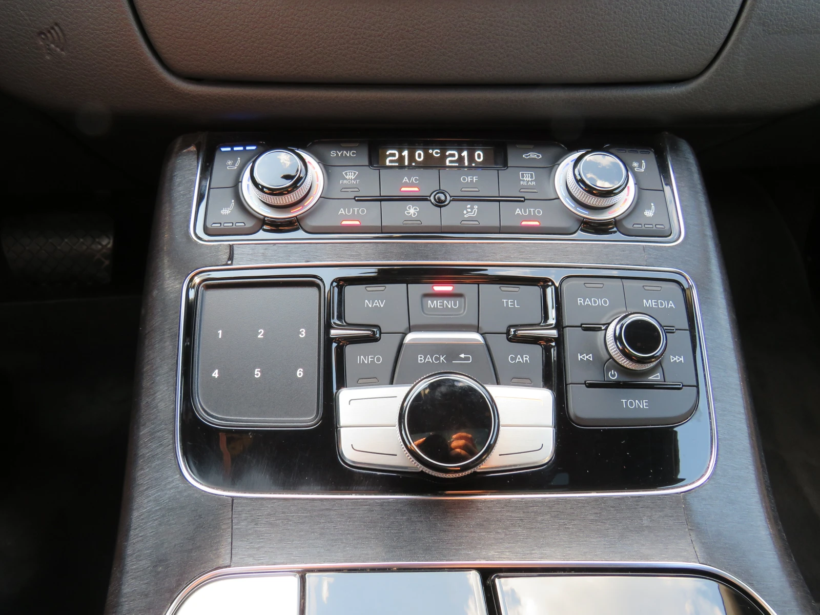 Audi A8 3.0T * HEAD-UP LONG 8ZF S8-PACK MATRIX* , снимка 14 - Автомобили и джипове - 55834665