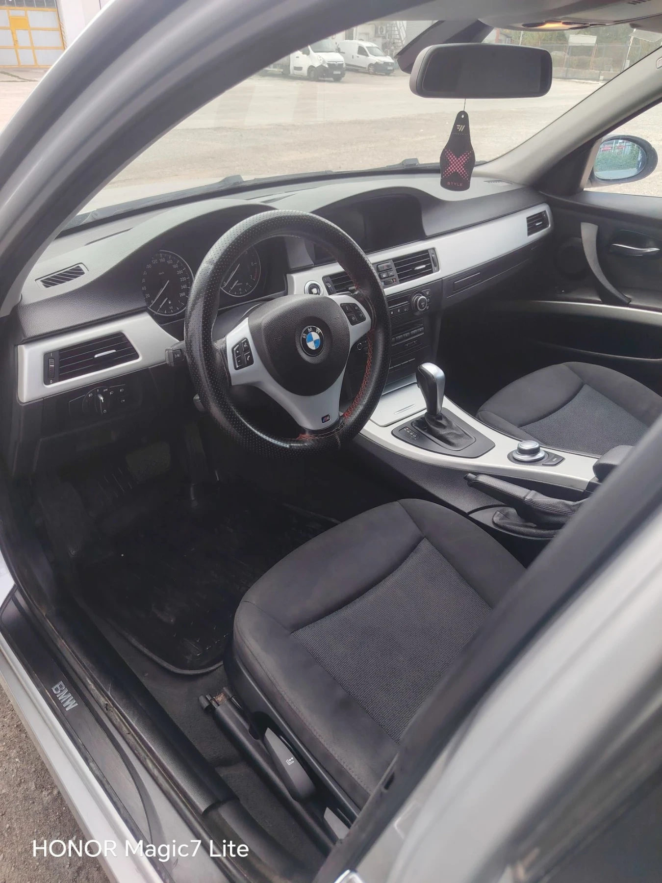 BMW 318 318i, снимка 8 - Автомобили и джипове - 56452059