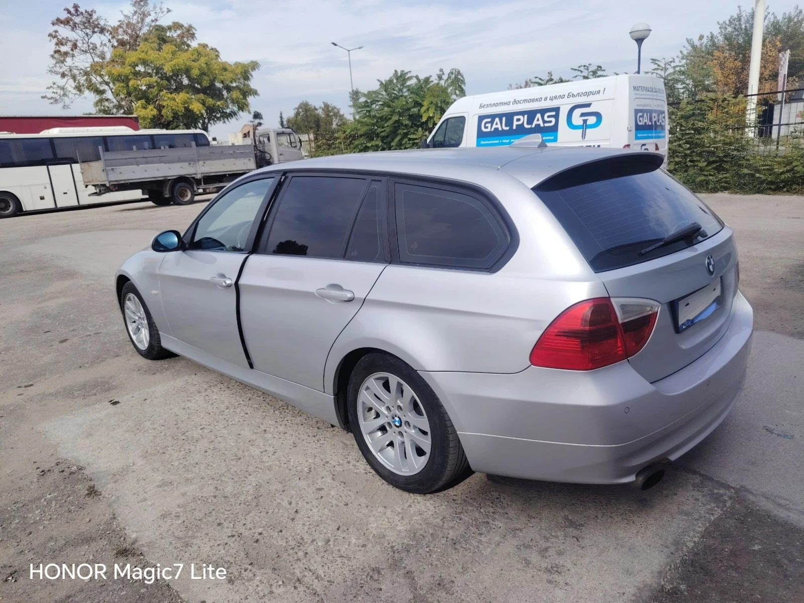 BMW 318 318i, снимка 4 - Автомобили и джипове - 56452059