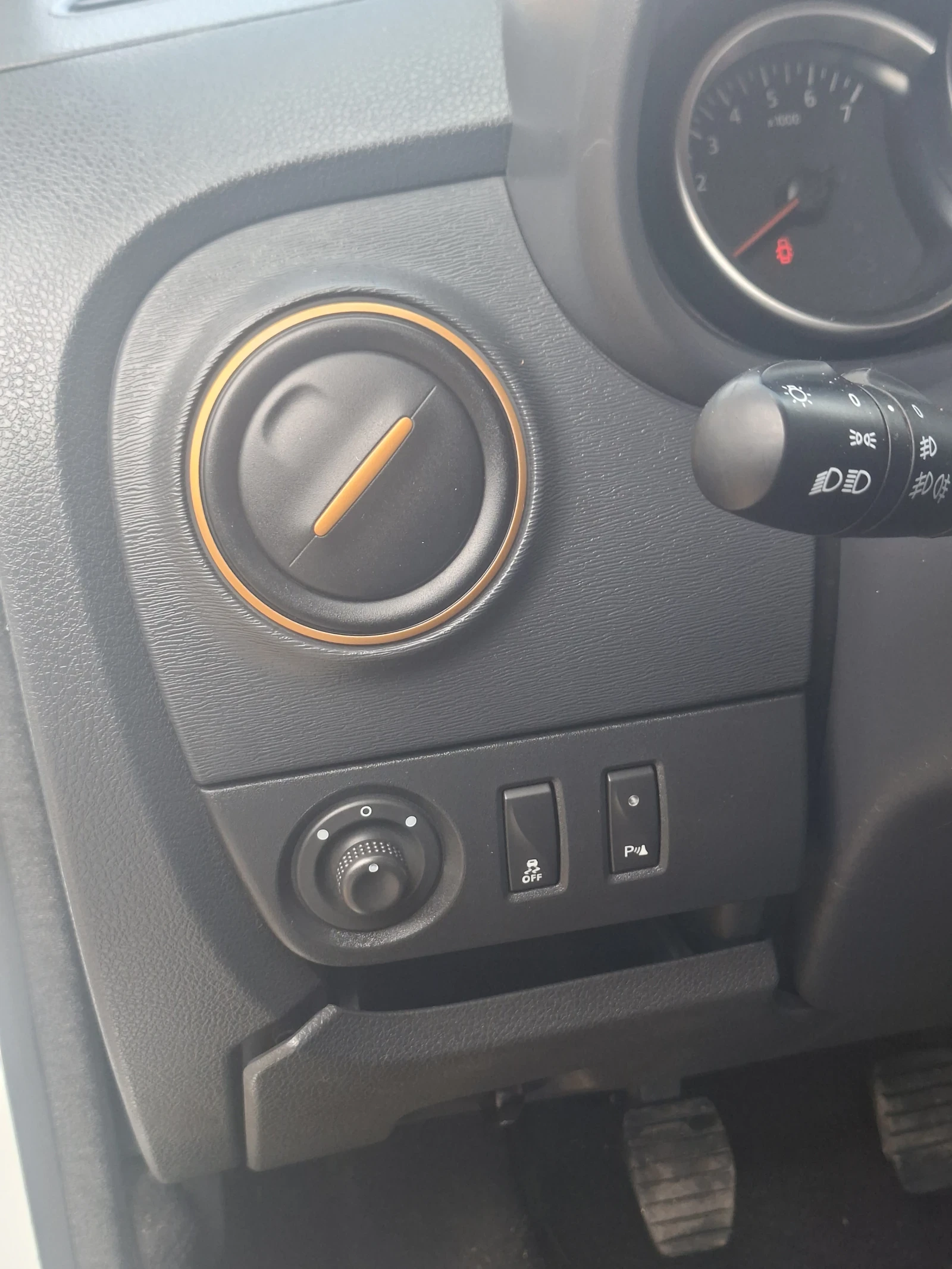 Dacia Lodgy STEPWAY BRAVE SPECIALE EDITION 6+ 1 ����� | Mobile.bg � ����������� 10