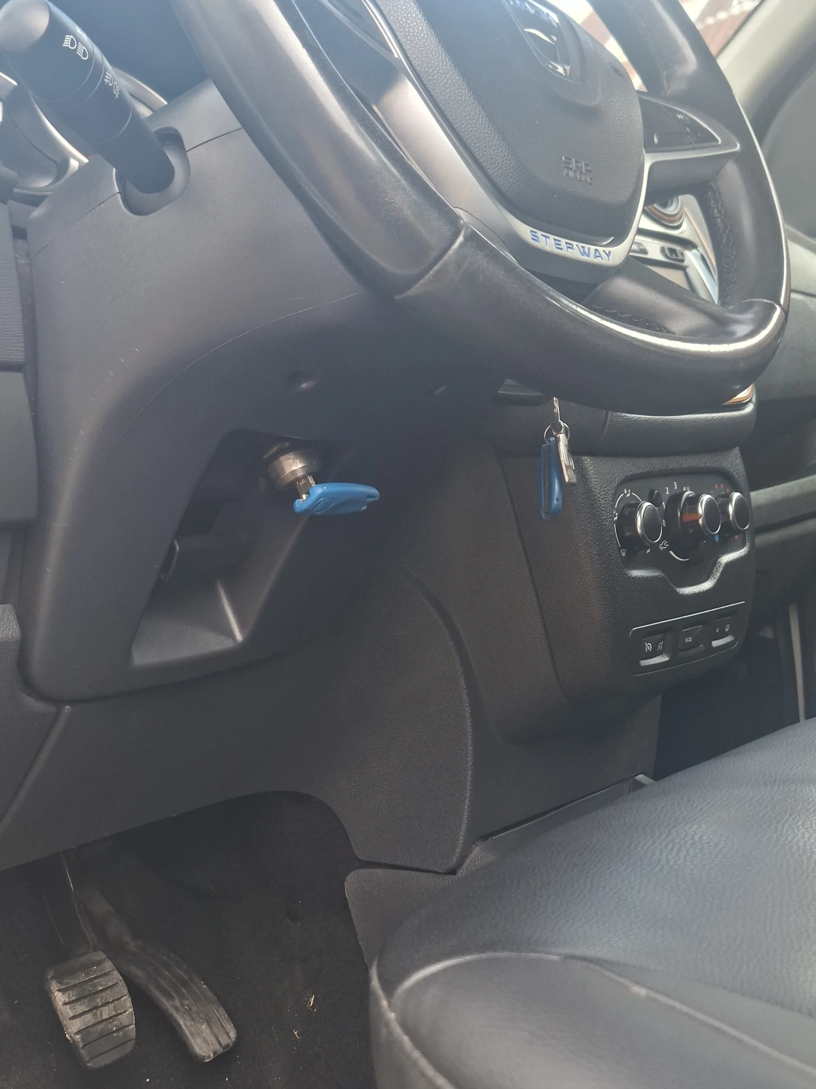 Dacia Lodgy STEPWAY BRAVE SPECIALE EDITION 6+ 1 ����� | Mobile.bg � ����������� 11