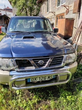 Nissan Patrol Y61, снимка 1