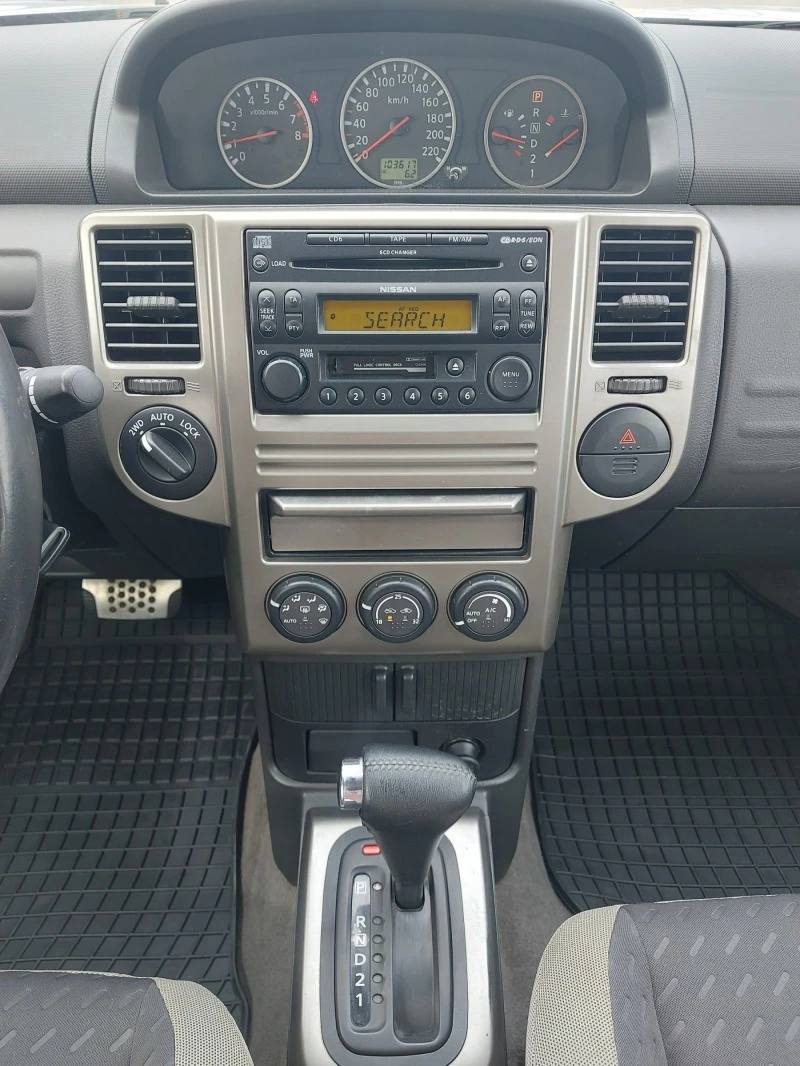 Nissan X-trail 2.5 i, АВТОМАТИК, 4 Х 4 , 103 500 КМ.!!! SWISS!, снимка 13 - Автомобили и джипове - 41001238