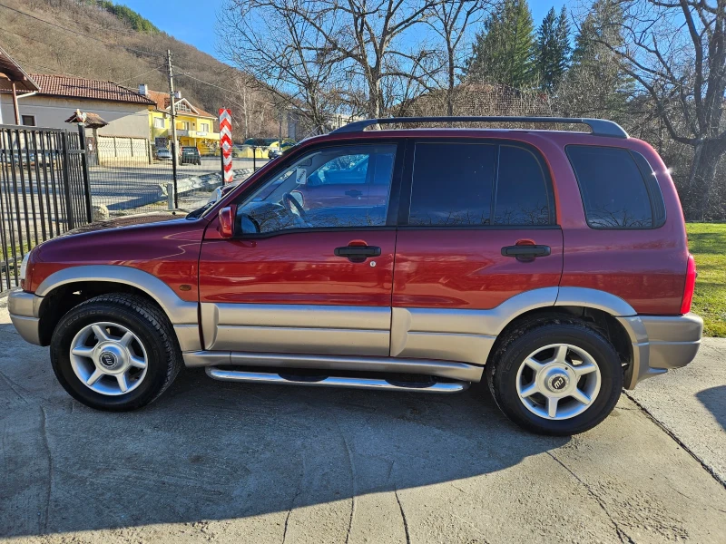 Suzuki Grand vitara Без ръжди и кърпено НОВ внос , снимка 5 - Автомобили и джипове - 48392412