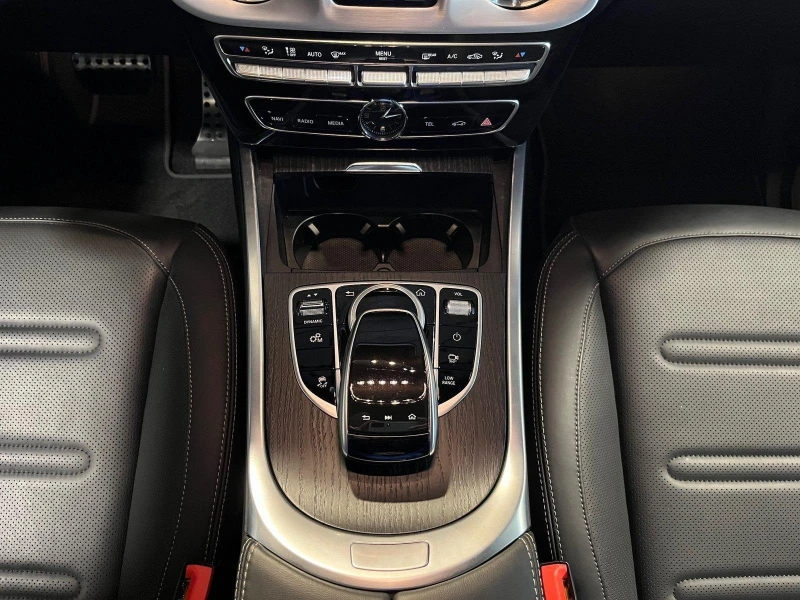 Mercedes-Benz G 400 d/AMG/4-MATIC/BURM/DISTRONIC/MULTIBEAM/360/, снимка 7 - Автомобили и джипове - 52225136