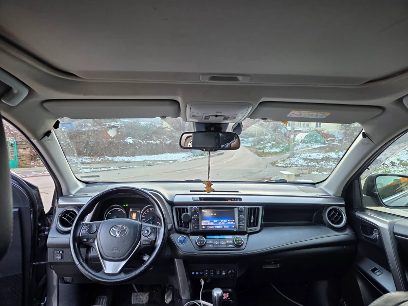 Toyota Rav4 Lyxury, снимка 11 - Автомобили и джипове - 52929578