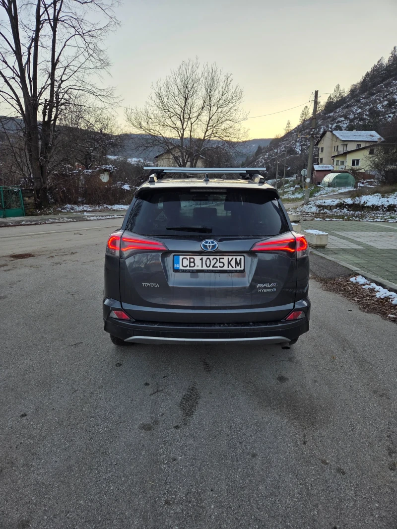 Toyota Rav4 Lyxury, снимка 5 - Автомобили и джипове - 52929578