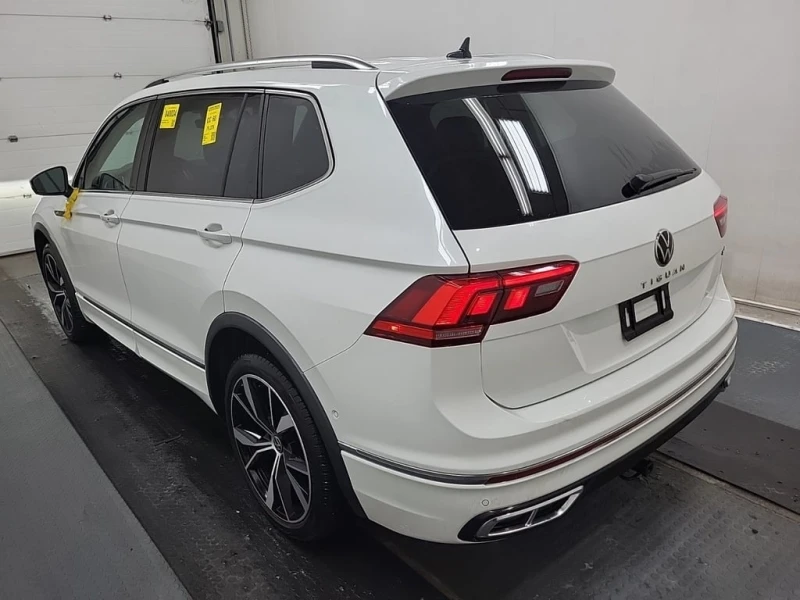 VW Tiguan * Highline R Line * CARFAX * БЕЗ ПЪРВОНАЧАЛНА ВНОС, снимка 2 - Автомобили и джипове - 52950462