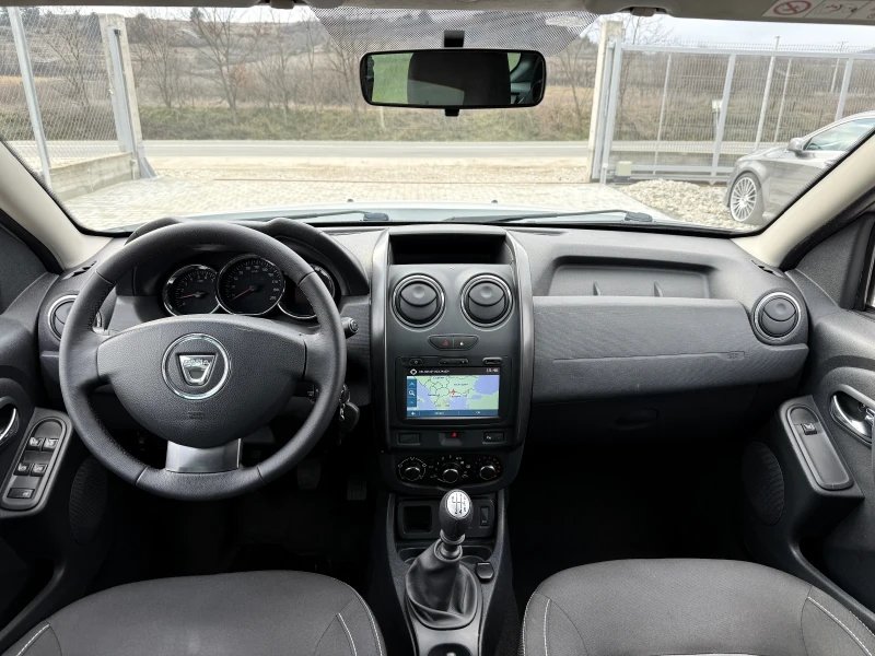 Dacia Duster 1.5 DCI NAVI CAMERA, снимка 14 - Автомобили и джипове - 53344656