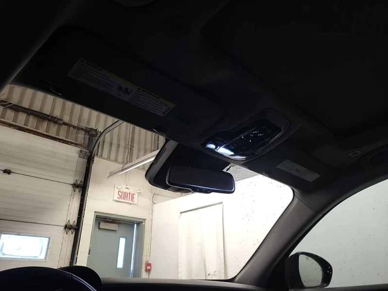 Alfa Romeo Stelvio * SPORT * CARFAX * ЦЕНА ДО БГ, снимка 14 - Автомобили и джипове - 53365778