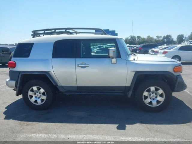 Toyota Fj cruiser  - изображение 4
