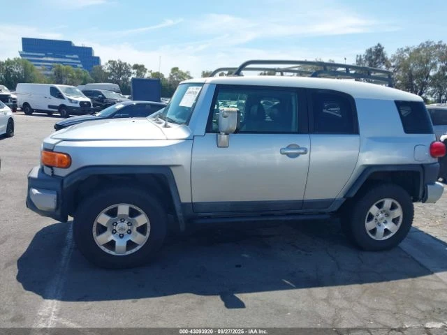 Toyota Fj cruiser  - изображение 5