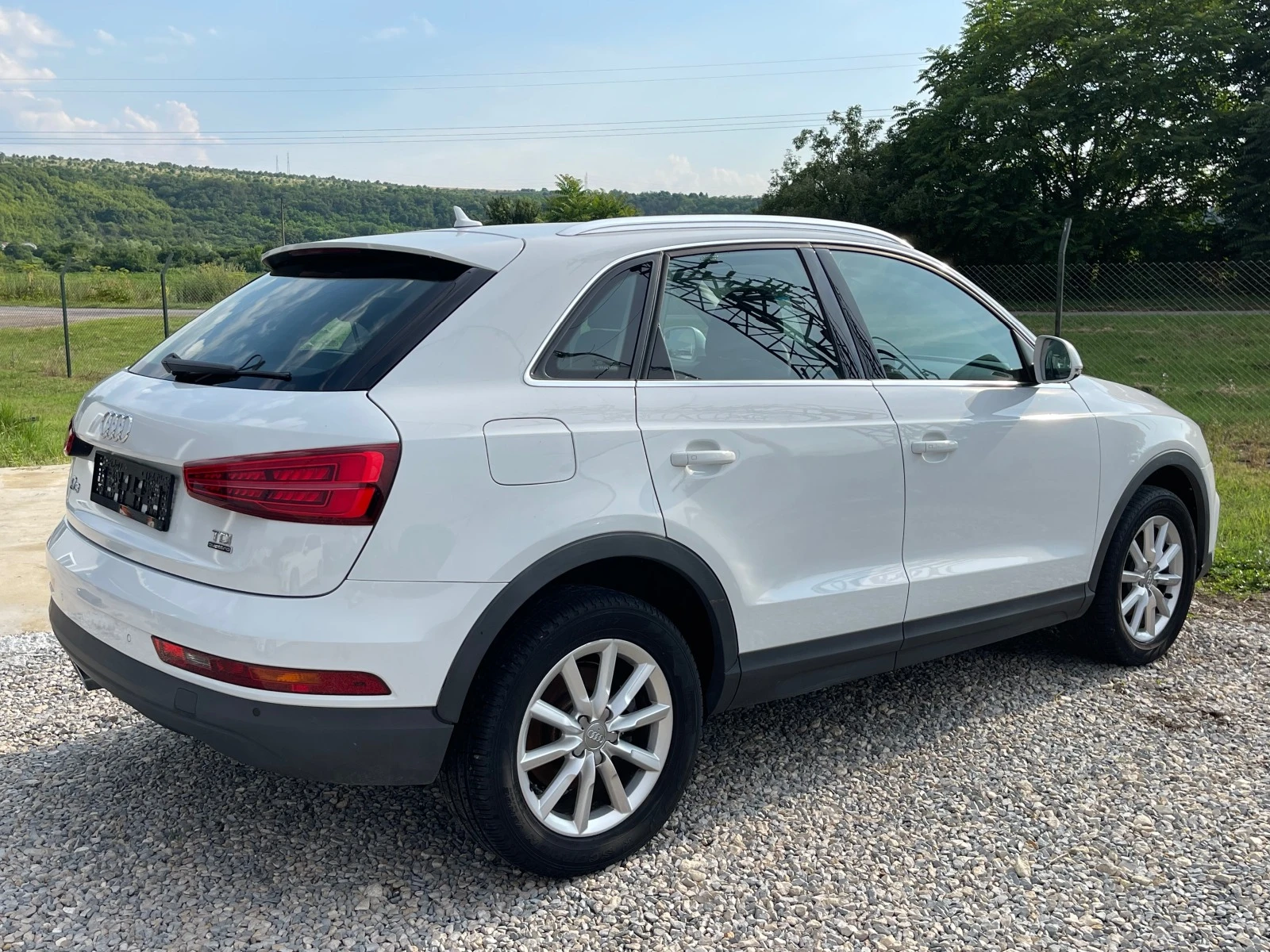 Audi Q3 2.0TDİ 4x4 AVTOMAT NAVİ - изображение 4