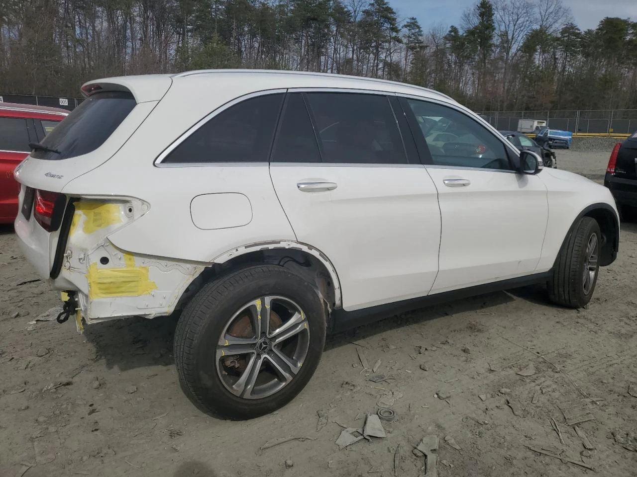 Mercedes-Benz GLC 300 4MATIC* KEYLESS* ПОДГРЕВ* ПАНОРАМА* МЪРТВА ТОЧКА - изображение 6
