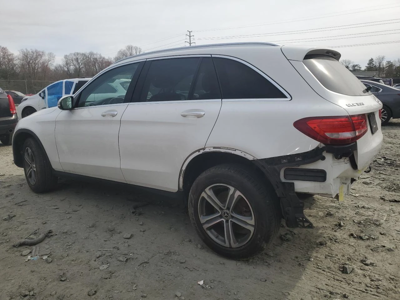 Mercedes-Benz GLC 300 4MATIC* KEYLESS* ПОДГРЕВ* ПАНОРАМА* МЪРТВА ТОЧКА - изображение 4