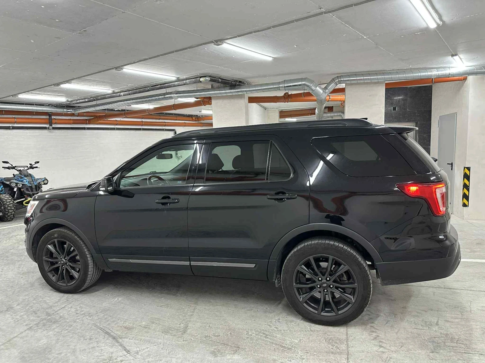 Ford Explorer XLT - изображение 4
