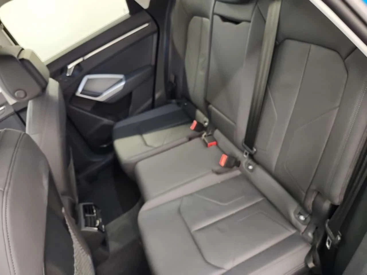 Audi Q3  PROGRESSIV/ SEA BLUE / CAMERA/ PANO /NAVI, снимка 12 - Автомобили и джипове - 53819941