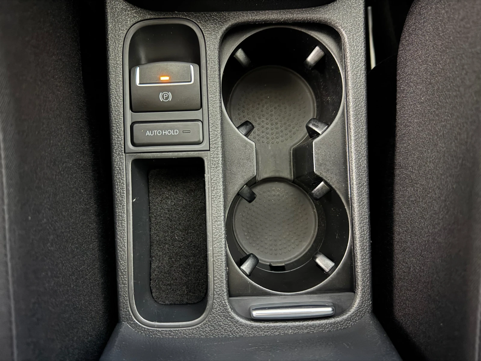 VW Tiguan 2.0 TDI 140 h.p. - BlueMotion - 135.000 km!, снимка 14 - Автомобили и джипове - 54129083