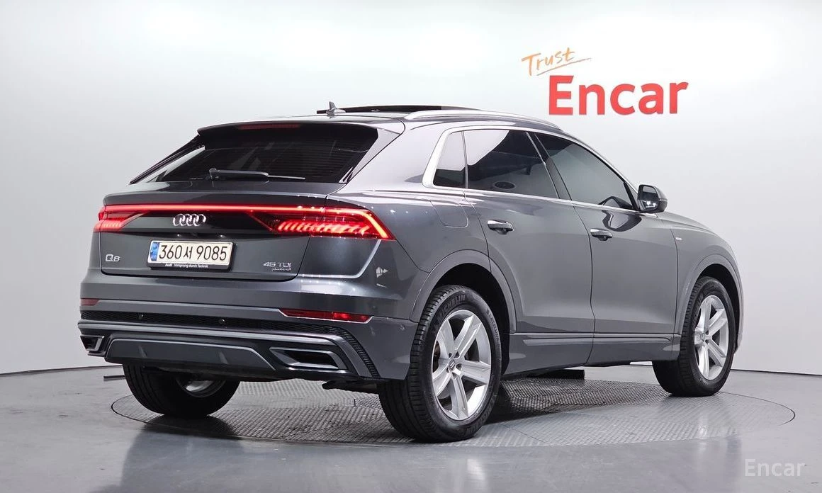 Audi Q8, снимка 2 - Автомобили и джипове - 54183964