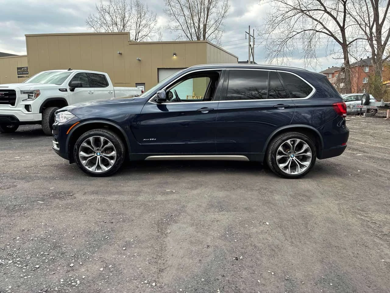 BMW X5 * xDrive35d * CARFAX * DIGITAL * 360 * H/K, снимка 2 - Автомобили и джипове - 54430335