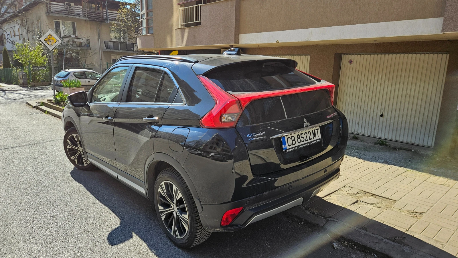 Mitsubishi Eclipse Cross, снимка 3 - Автомобили и джипове - 54614805