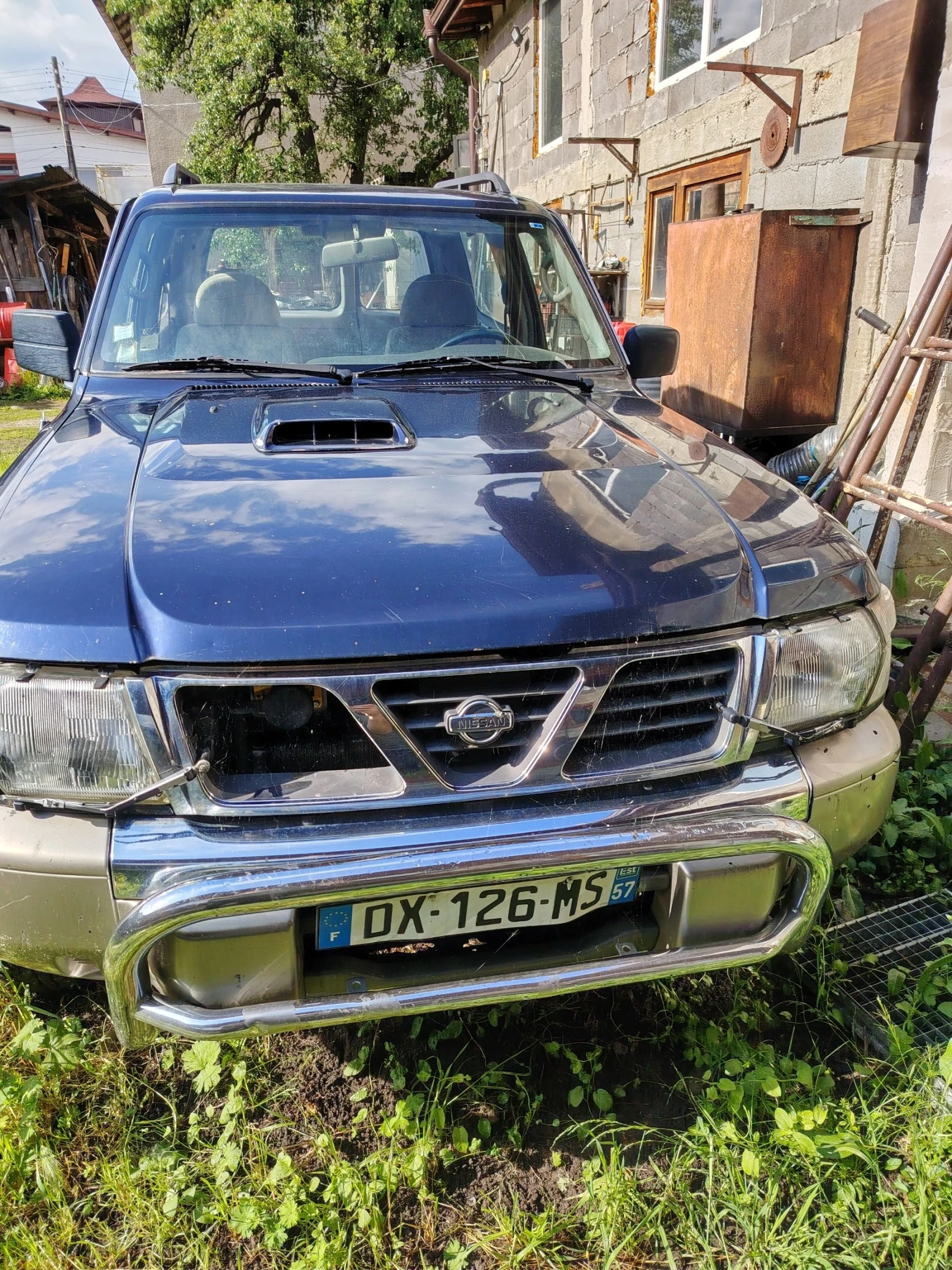 Nissan Patrol Y61