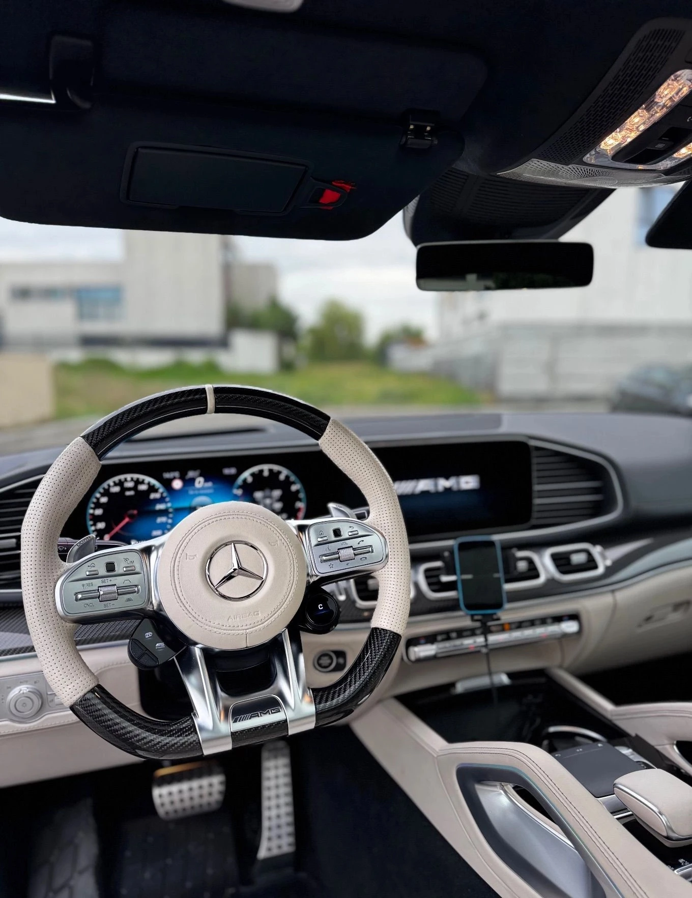 Mercedes-Benz GLS 63 AMG V8 EQ Boost 4MATIC+ , снимка 10 - Автомобили и джипове - 54862800