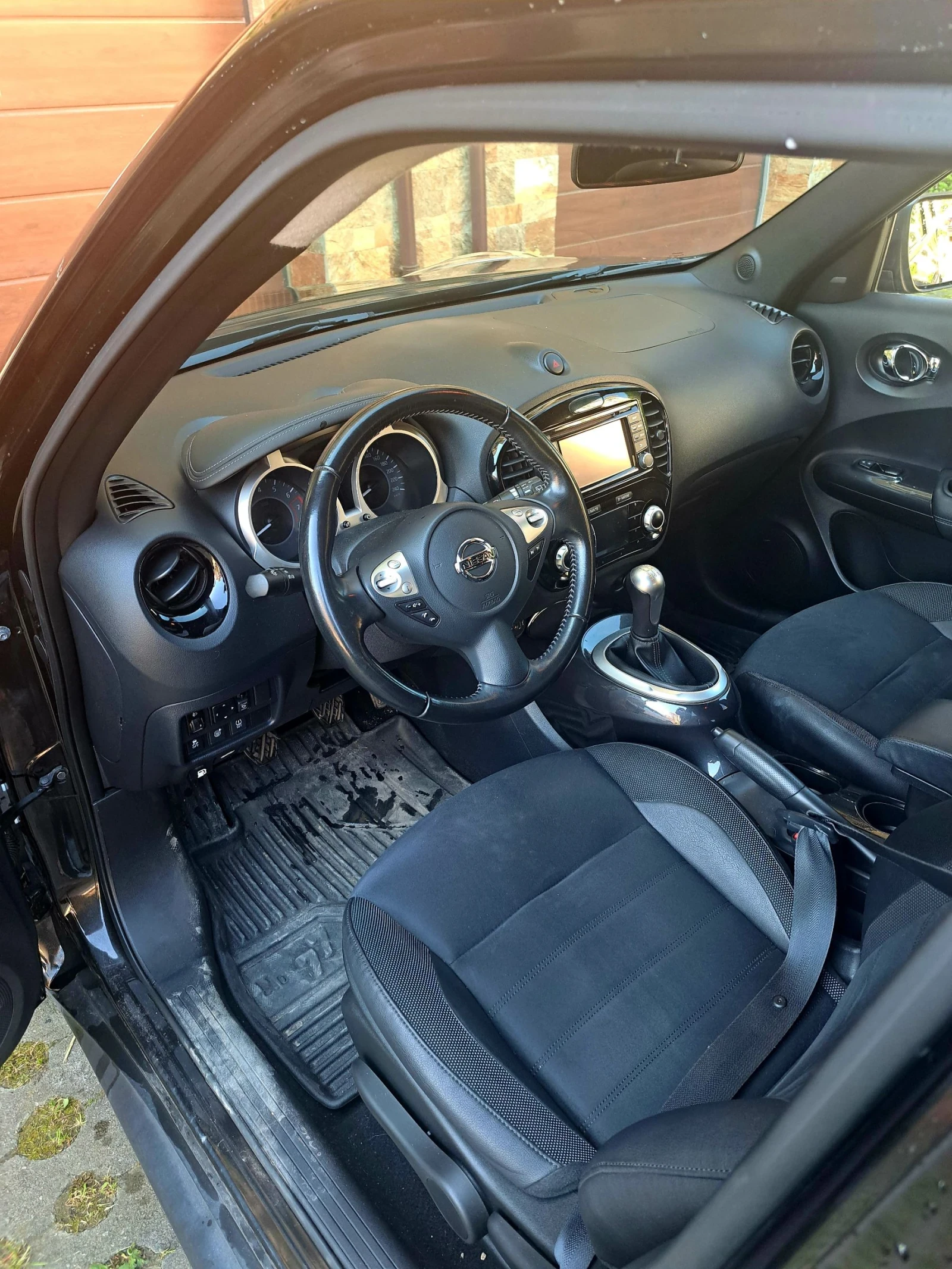 Nissan Juke 1.6, снимка 8 - Автомобили и джипове - 55241349