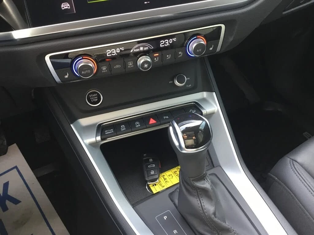 Audi Q3 * QUATTRO * PANO * Автокредит * (Цена до България), снимка 13 - Автомобили и джипове - 55626109