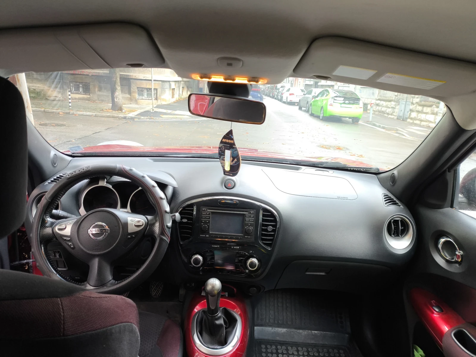 Nissan Juke 1.6, снимка 3 - Автомобили и джипове - 55826944