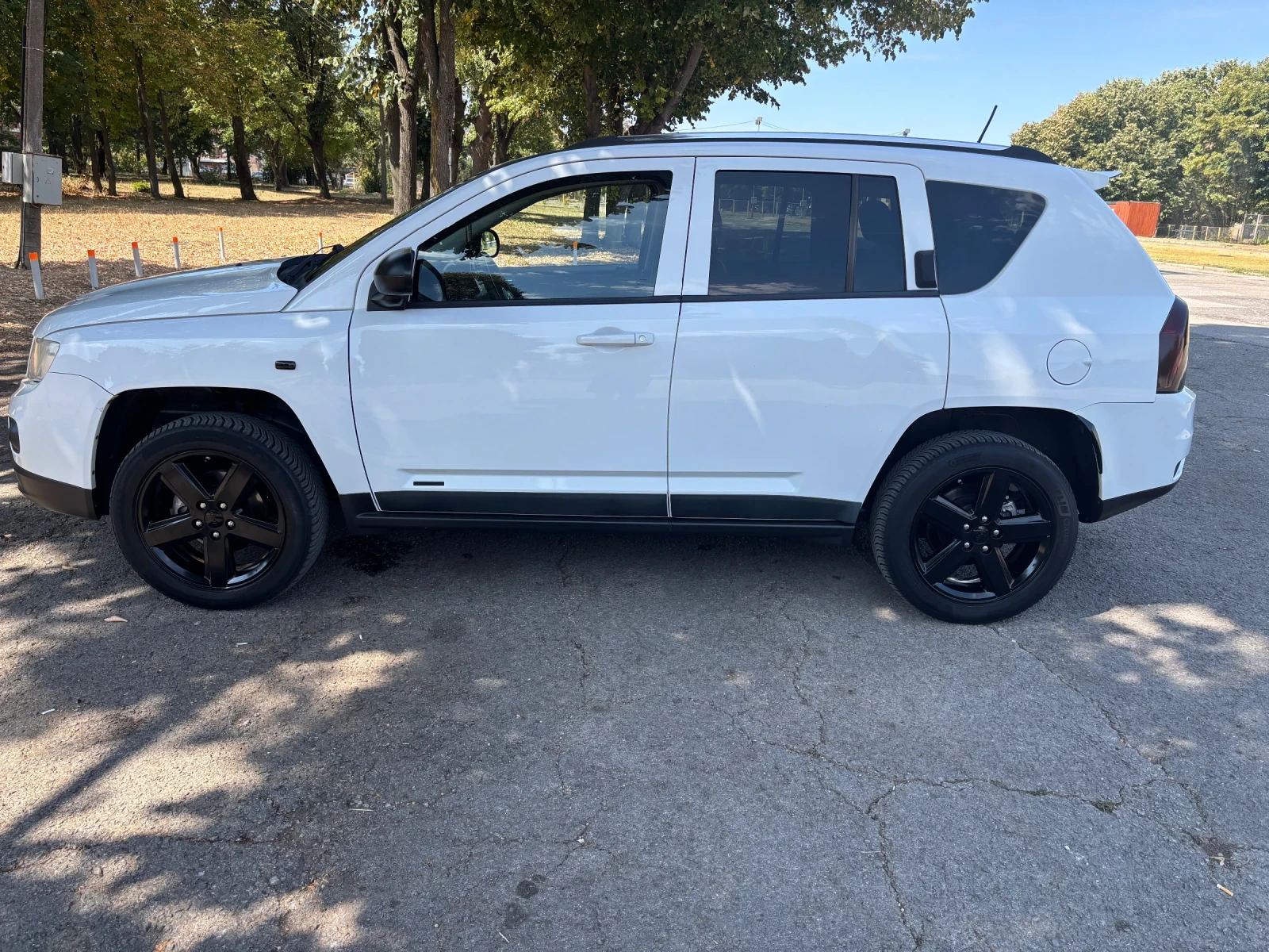 Jeep Compass, снимка 3 - Автомобили и джипове - 55992767