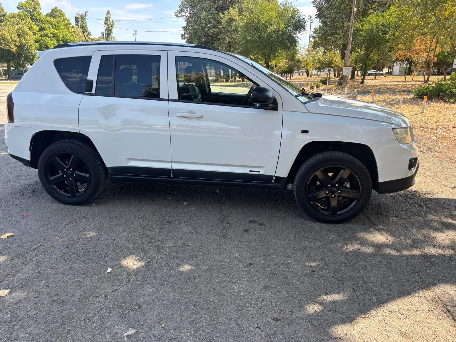 Jeep Compass, снимка 2 - Автомобили и джипове - 55992767
